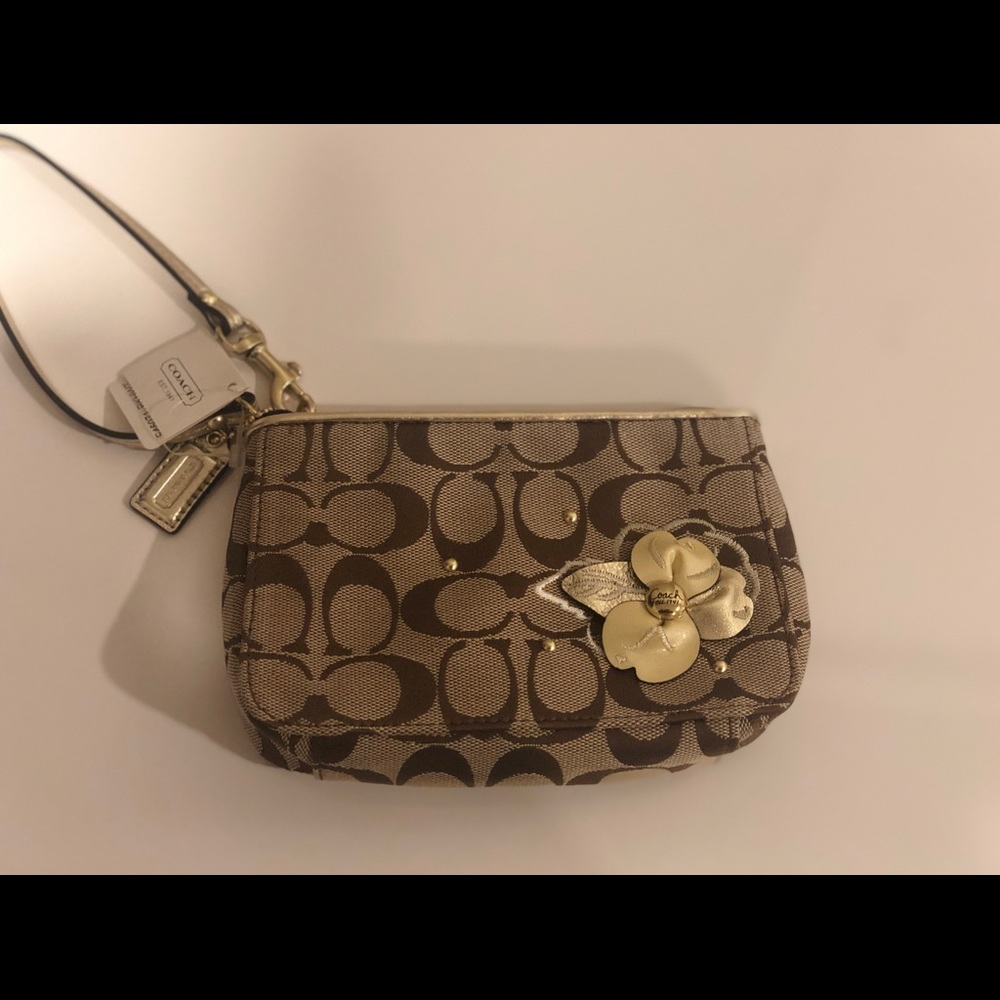 NWT Coach Wristlet/Clutch